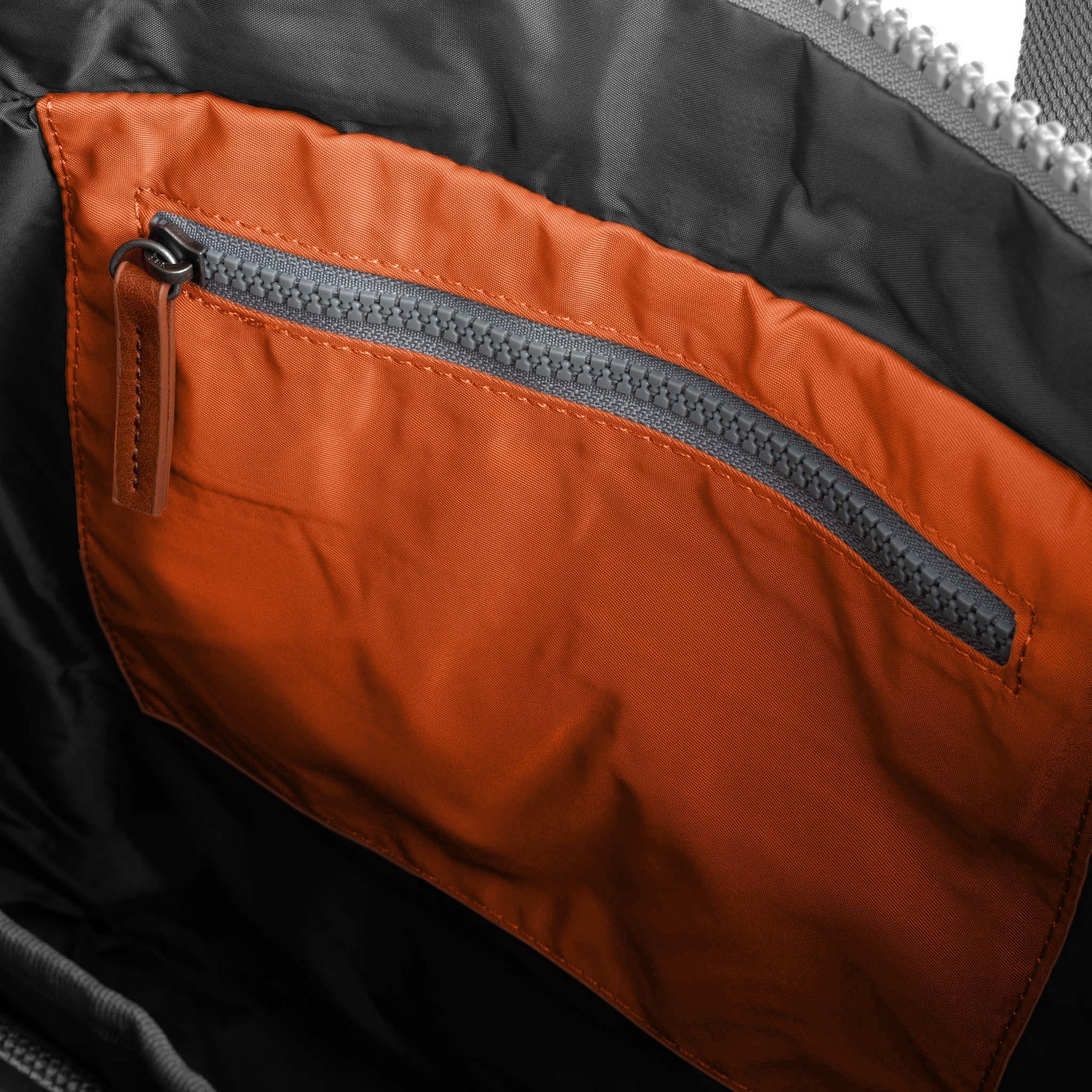 Roka Bayswater B Ryggsekk Med Parpaply 15 Liter Oransje