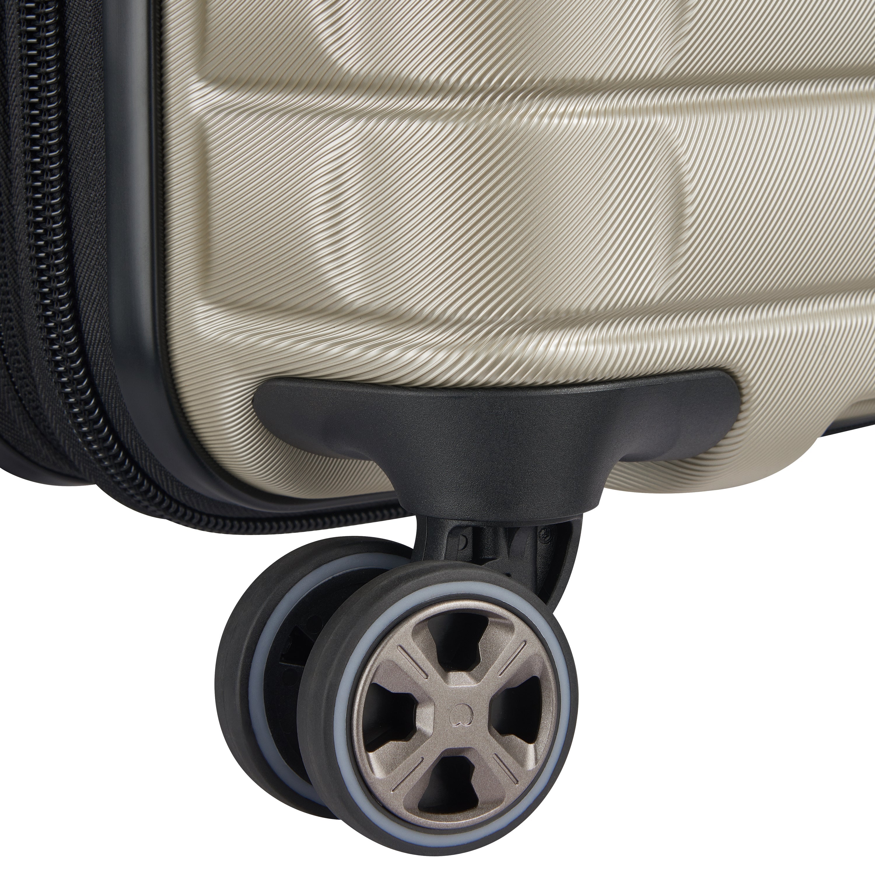 Delsey Shadow 5.0 Kabinkoffert med USB port 55cm/35 L