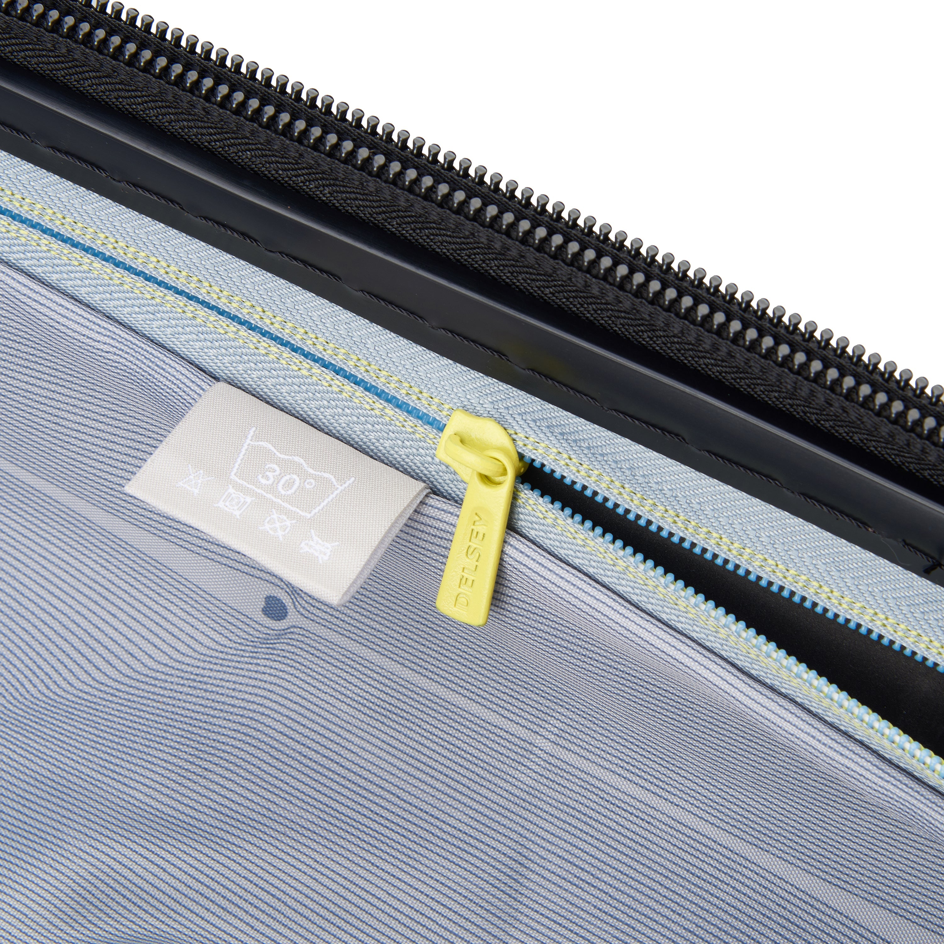 Delsey Shadow 5.0 Kabinkoffert med USB port 55cm/35 L
