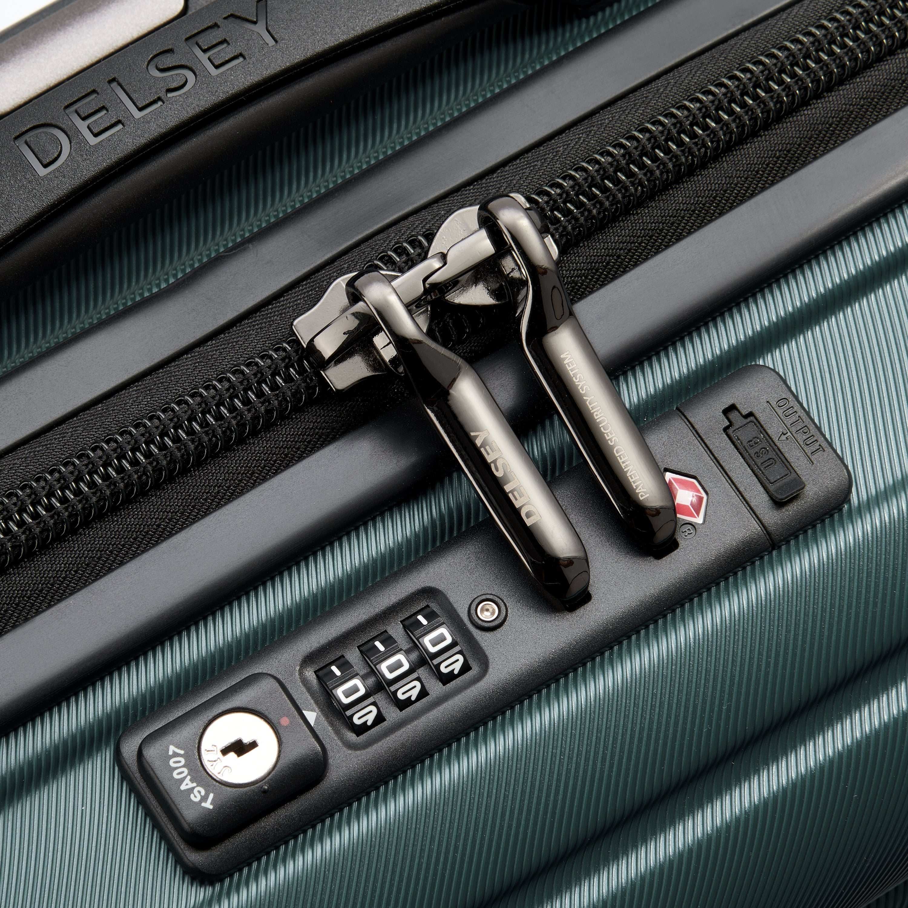 Delsey Shadow 5.0 Kabinkoffert med USB port 55cm/35 L