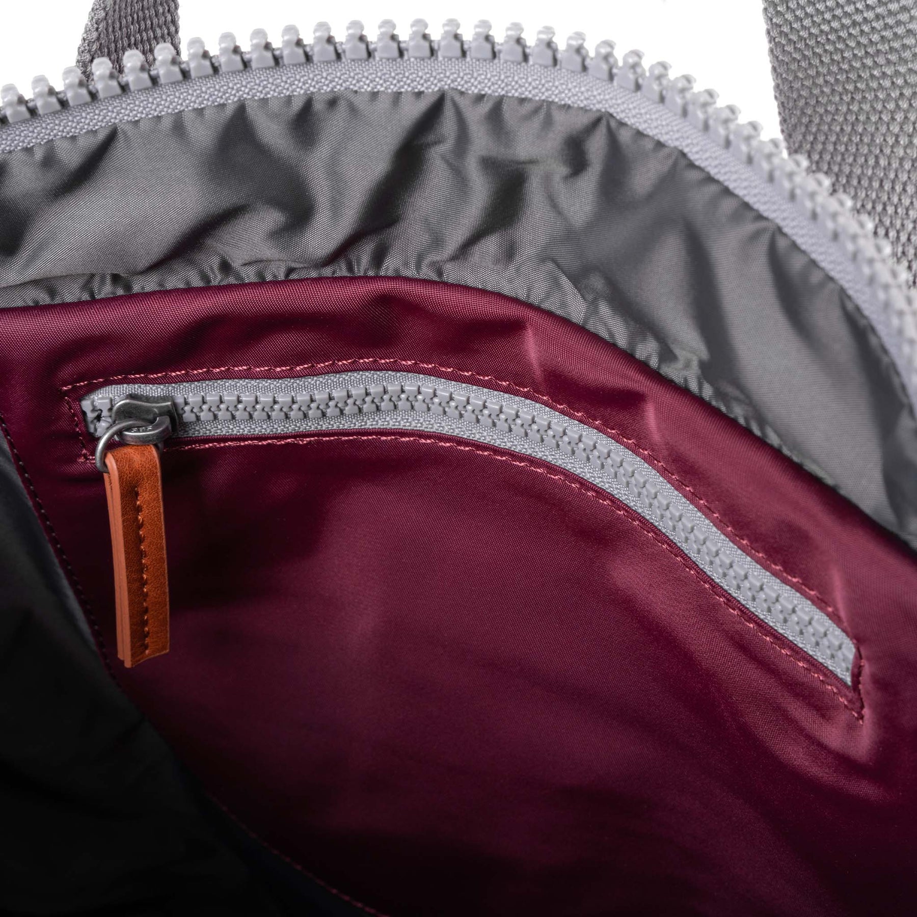 Roka Bayswater B Ryggsekk Med Parpaply 15 Liter Plum