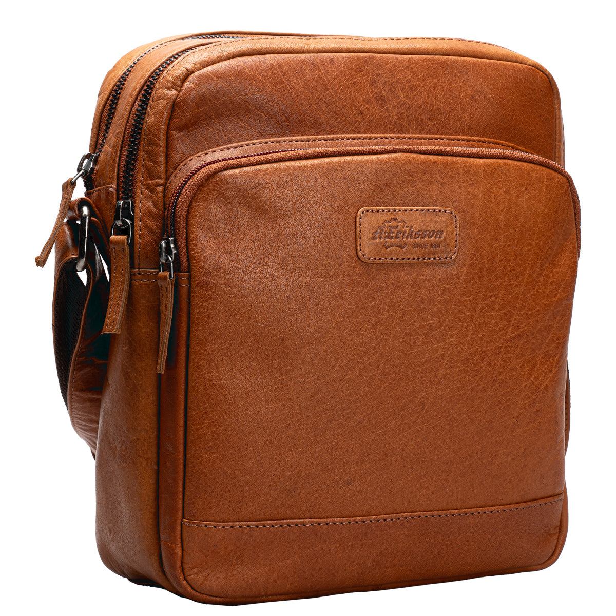 A. Eriksson Ewan Mellomstor Reporter Bag Cognac