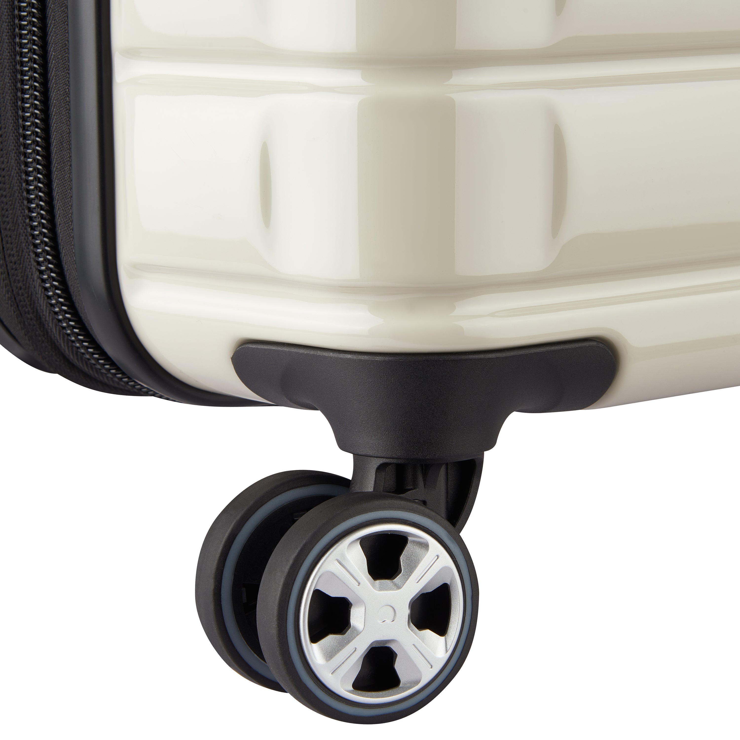 Delsey Shadow 5.0 Utvidbar Mellomstor Koffert 66cm/80L