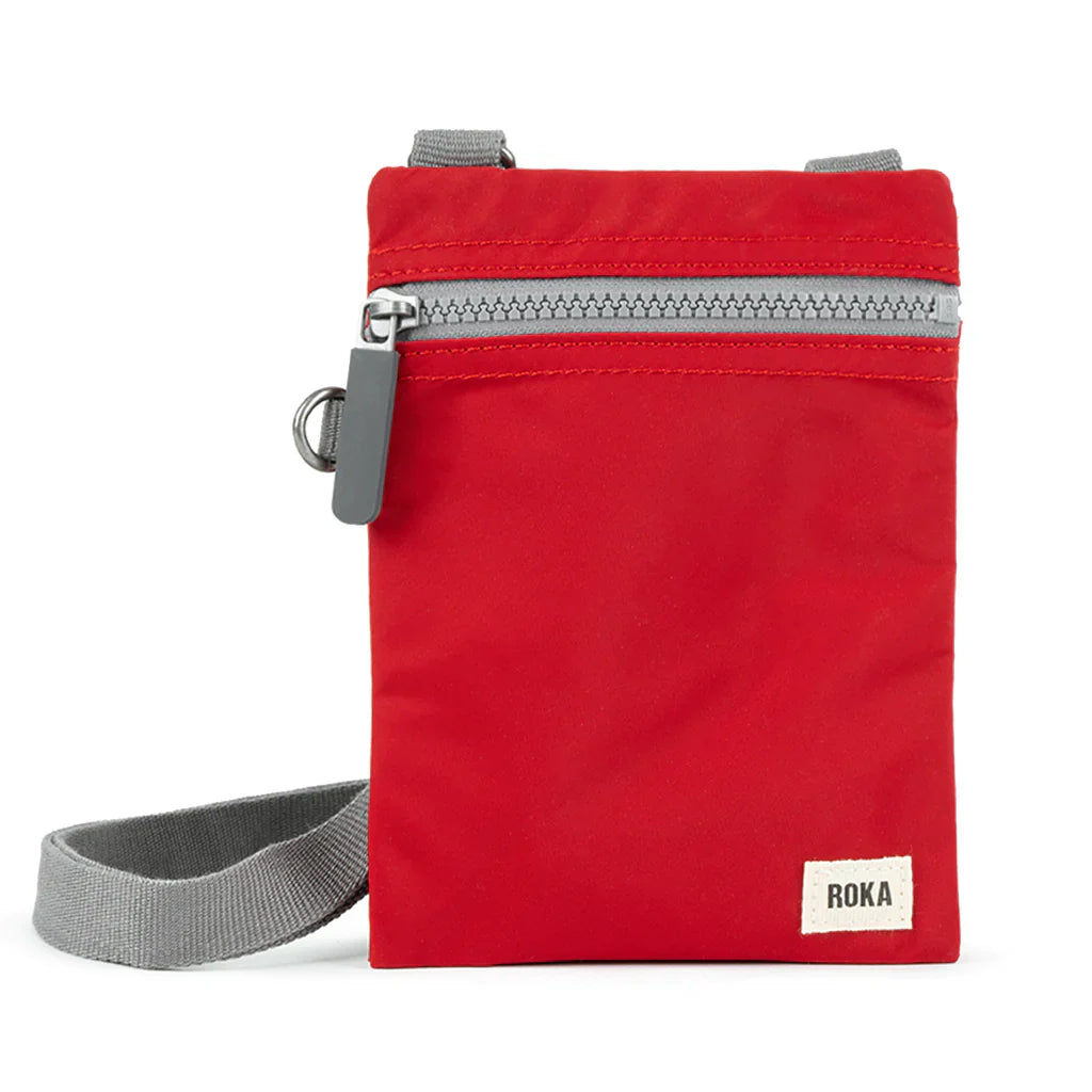 Roka Chelsea Crossbody Telefonveske Cranberry