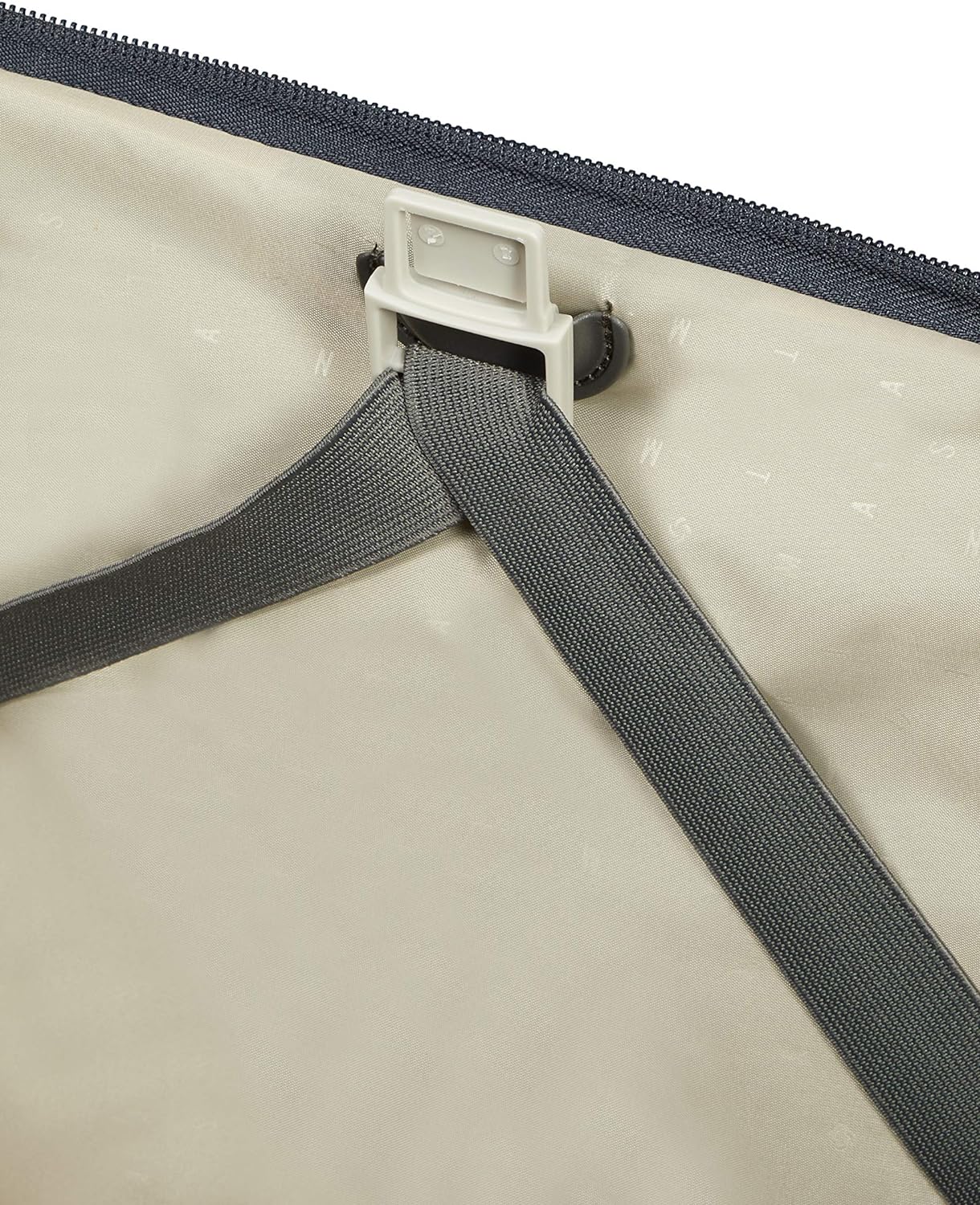 Samsonite Airea  Mellomstor Koffert 67cml Svart